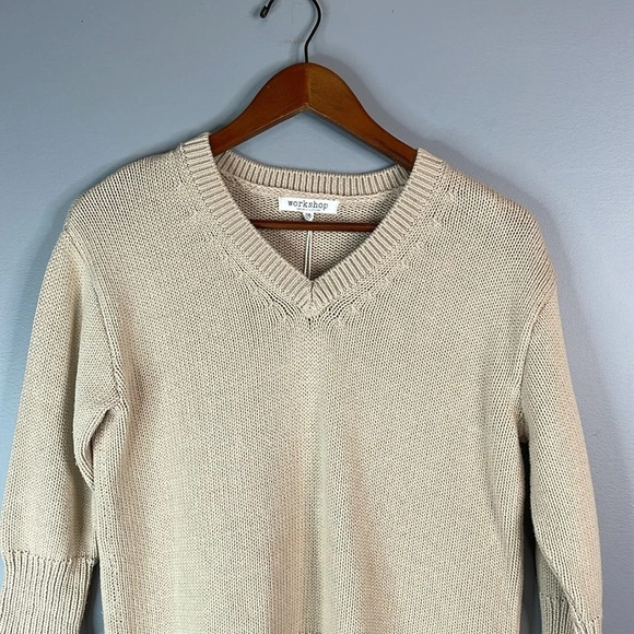 WORKSHOP Republic Clothing NWT Tan Cotton V-Neck Sweater Coastal Preppy Size XS - Picture 3 of 11